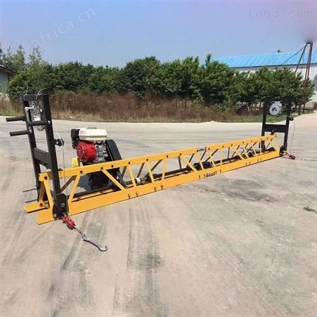 择众机械 8米混凝土路面施工振动梁 汽油机提浆整平摊铺机