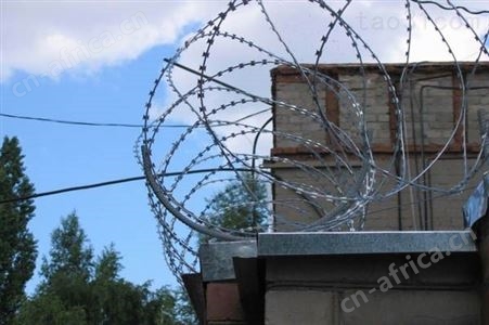 乐山西润刀片刺网厂家-刀片刺网价格蛇型刀片刺绳