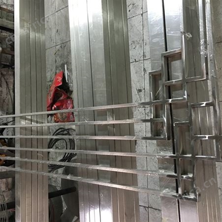 新中式简约不锈钢屏风装饰 酒店大堂不锈钢304耐腐蚀黑钛屏风价格