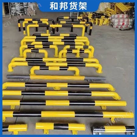 交通器材U型M型防止护栏马路栏钢管挡车器材路障围栏