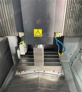 转让二手牧野V22加工中心，设备，9成新